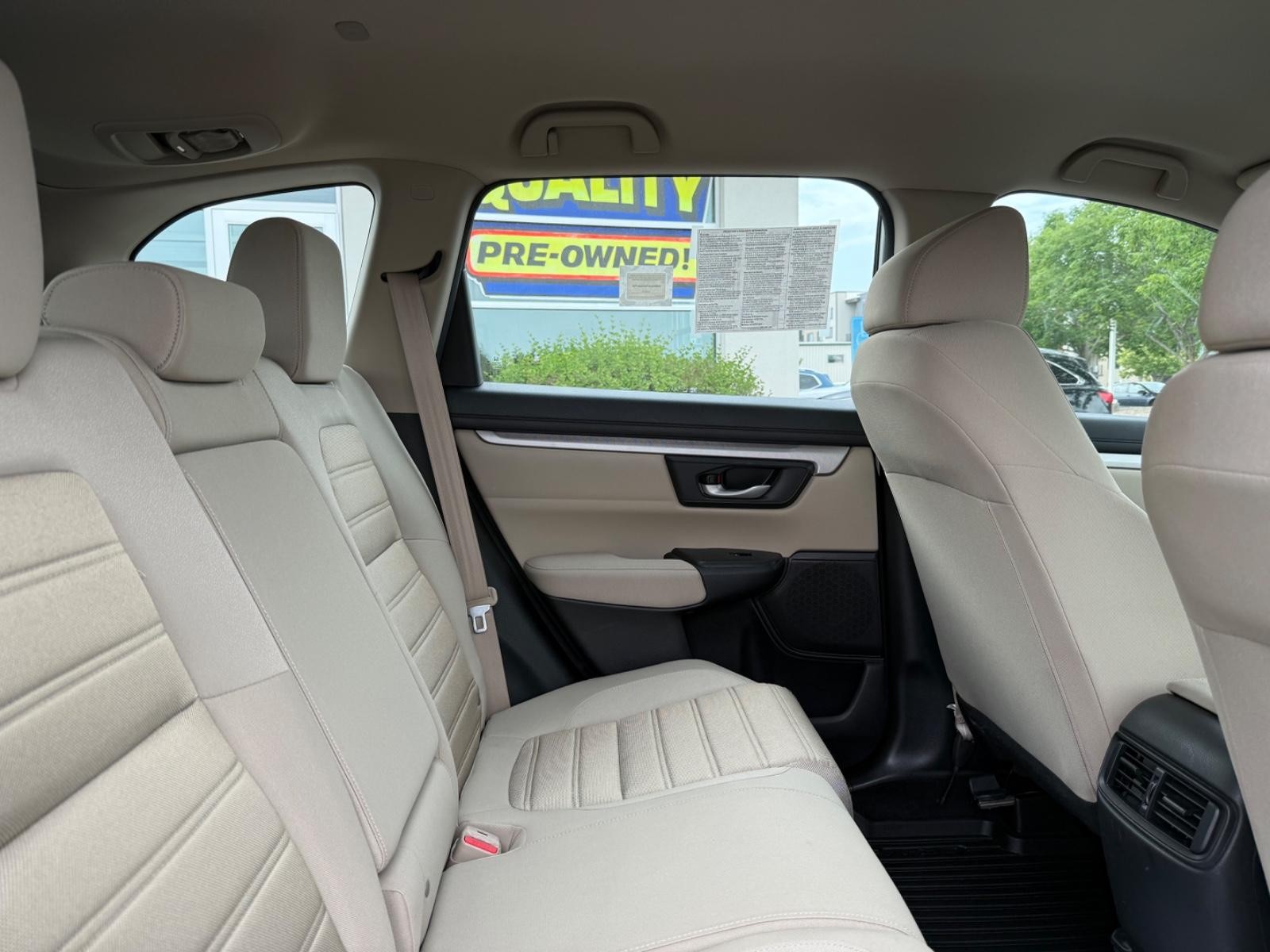 Honda CR-V Vehicle Image 09