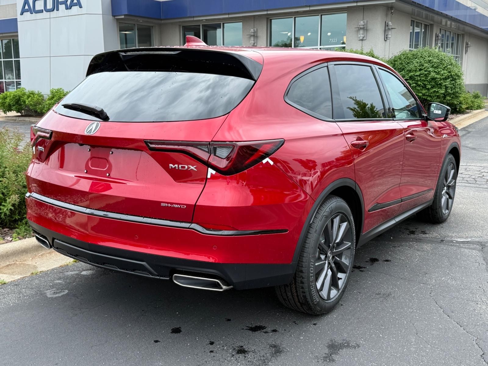 Acura MDX Vehicle Image 03