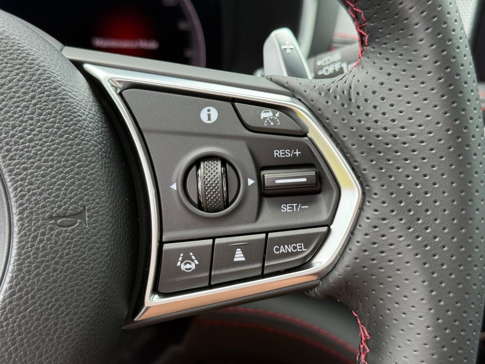 Acura MDX Vehicle Image 13