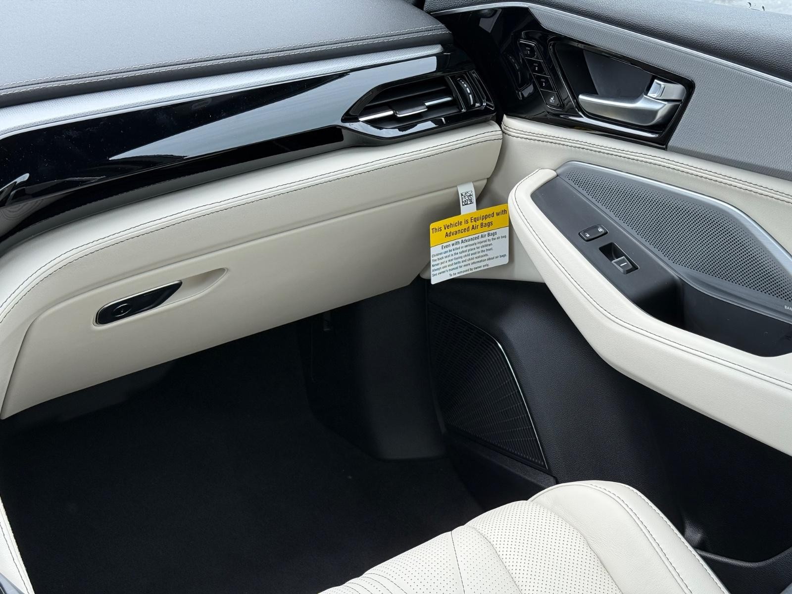 Acura MDX Vehicle Image 10