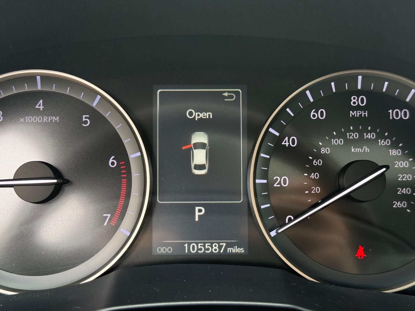 Lexus ES Vehicle Image 19