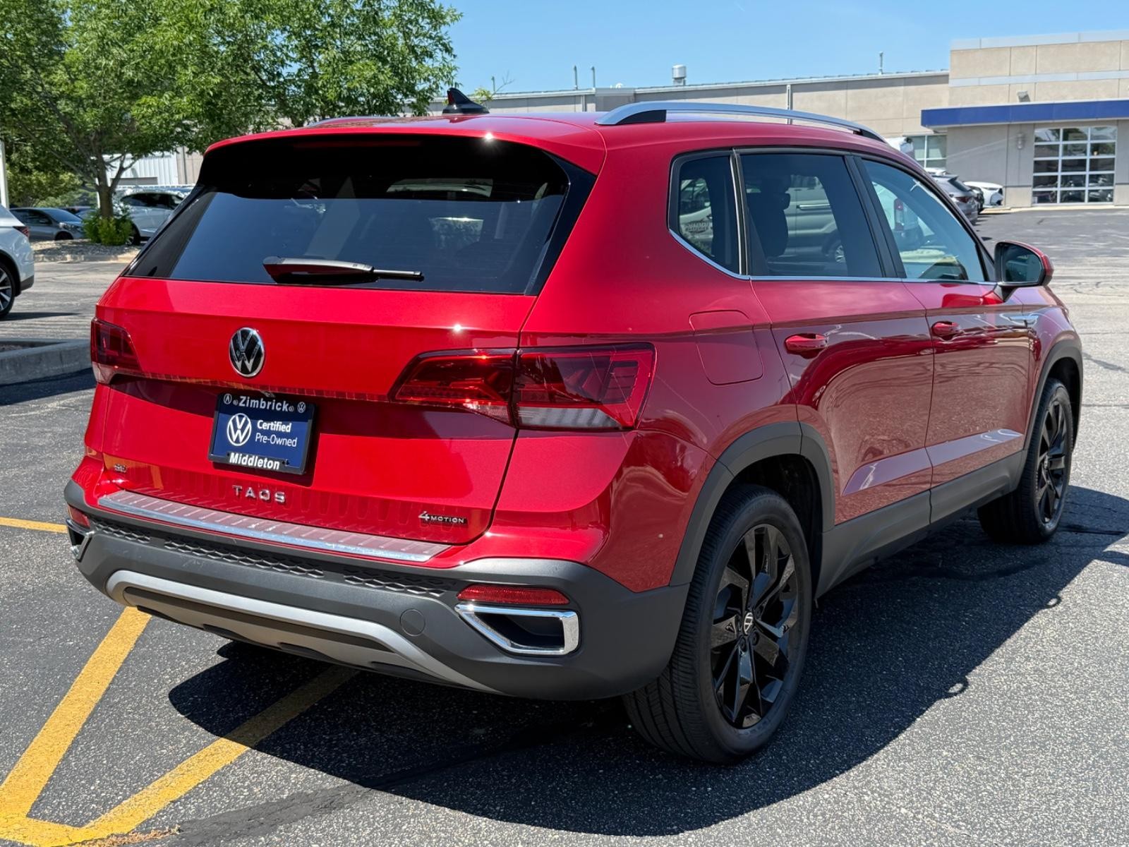 Volkswagen Taos Vehicle Image 03