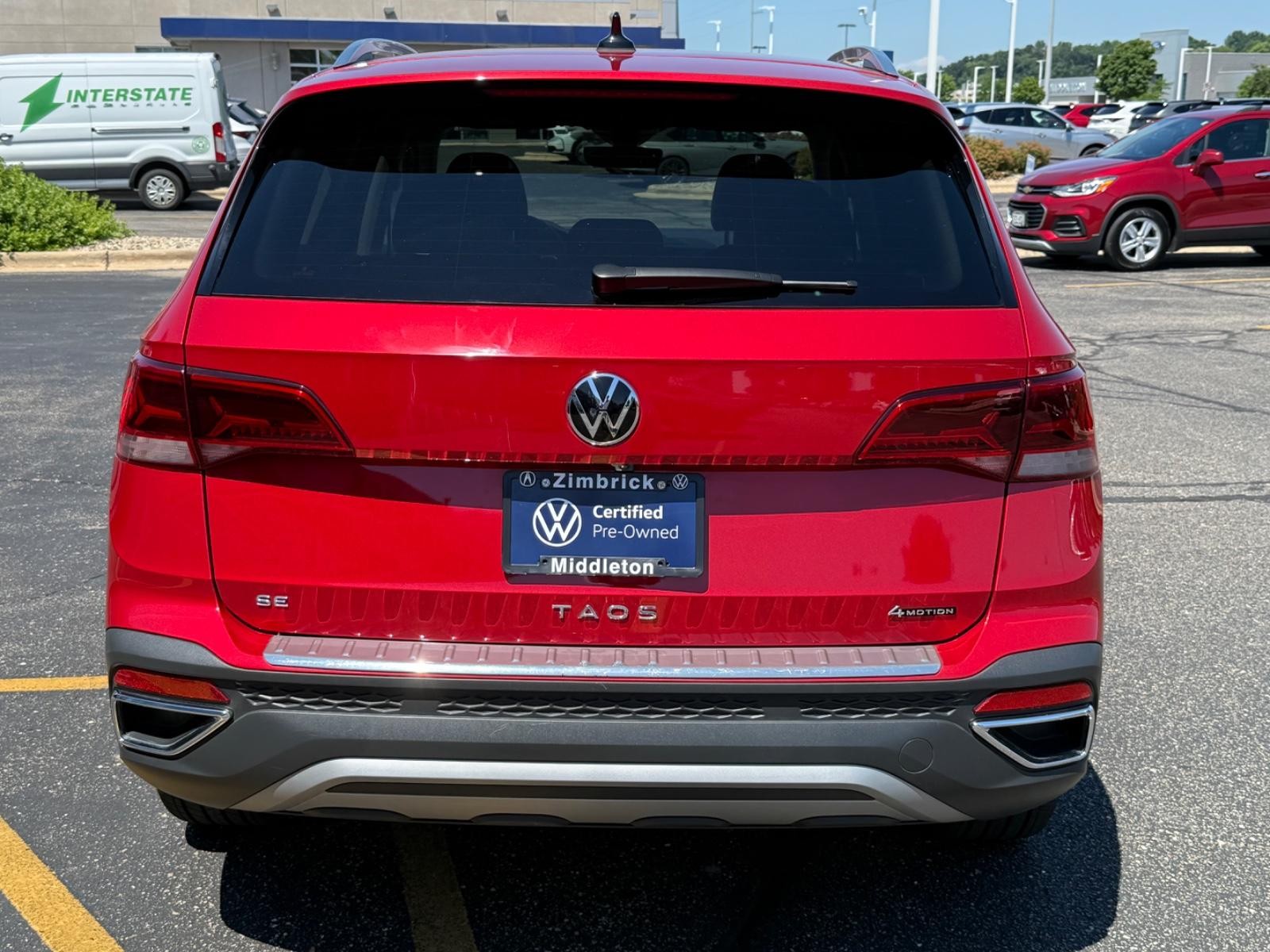 Volkswagen Taos Vehicle Image 04