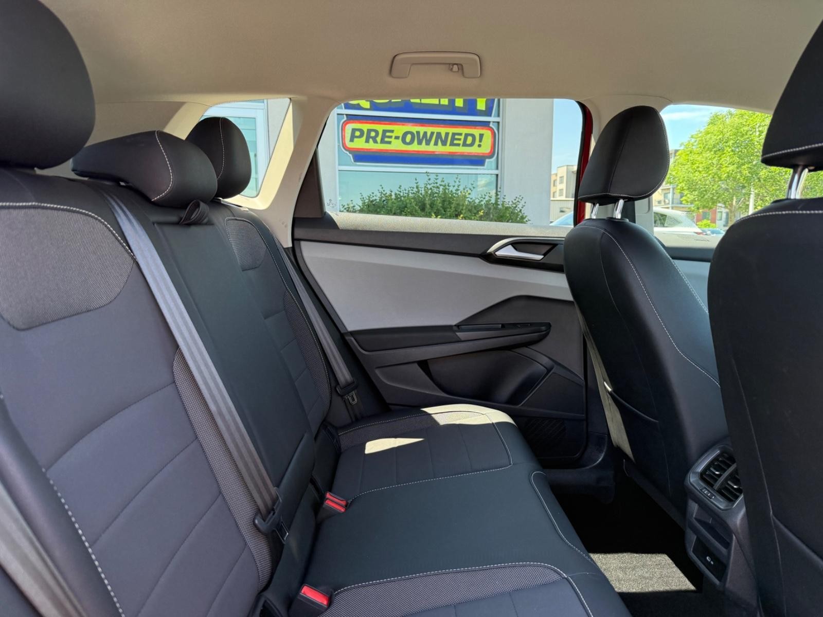 Volkswagen Taos Vehicle Image 10