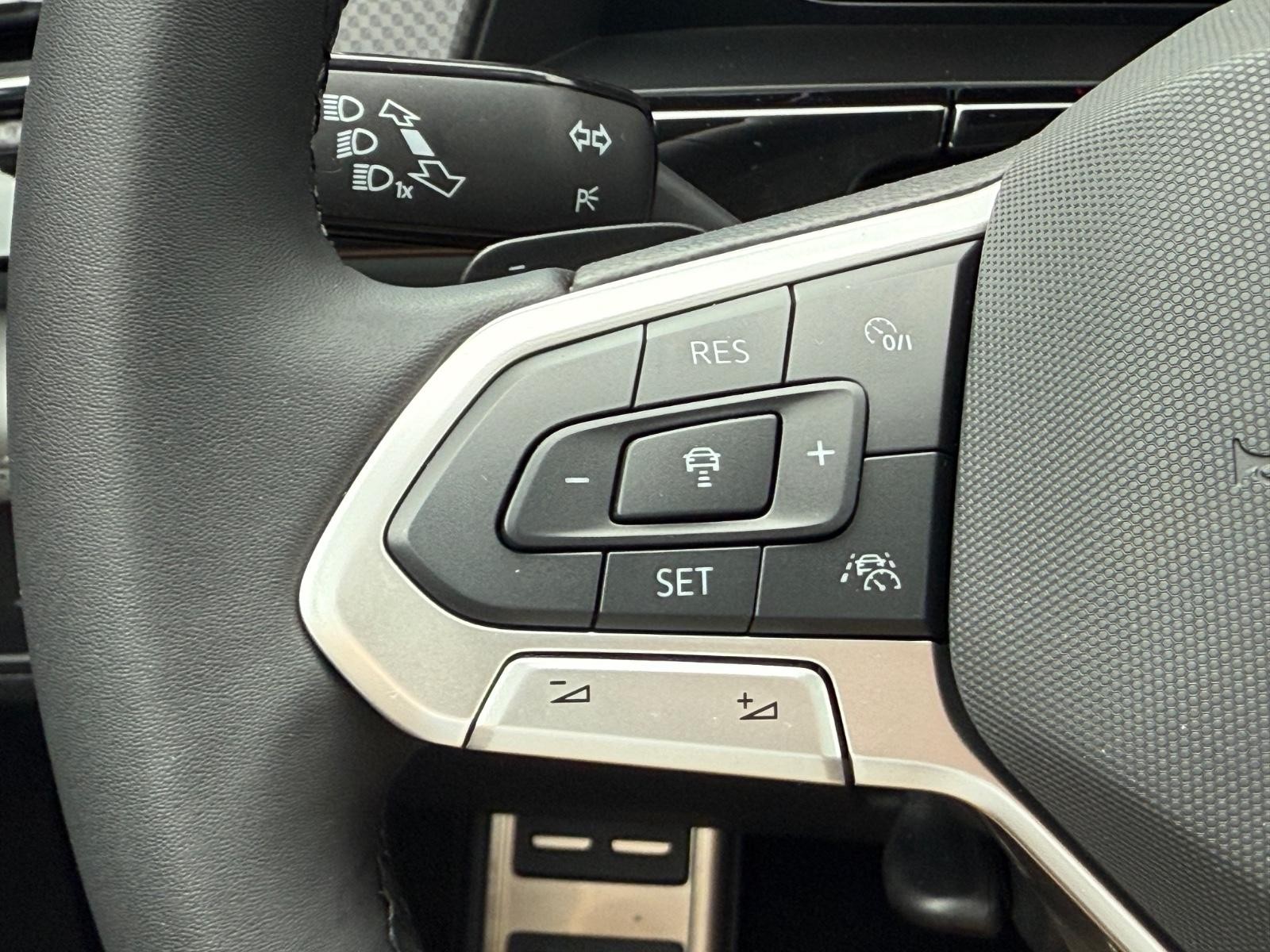 Volkswagen Atlas Vehicle Image 12