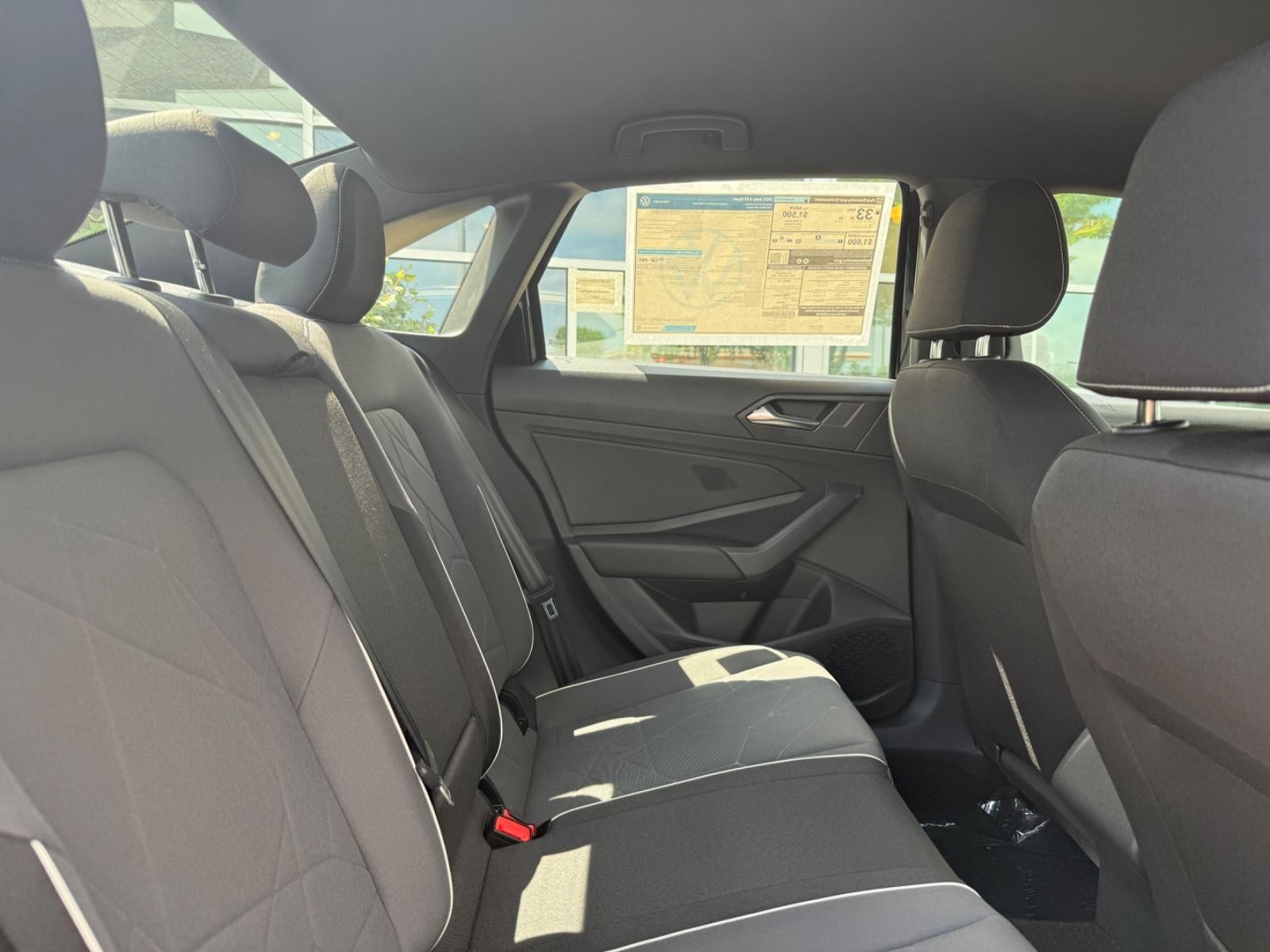Volkswagen Jetta Vehicle Image 05