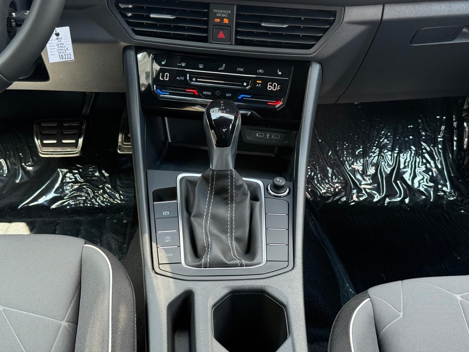 Volkswagen Jetta Vehicle Image 08