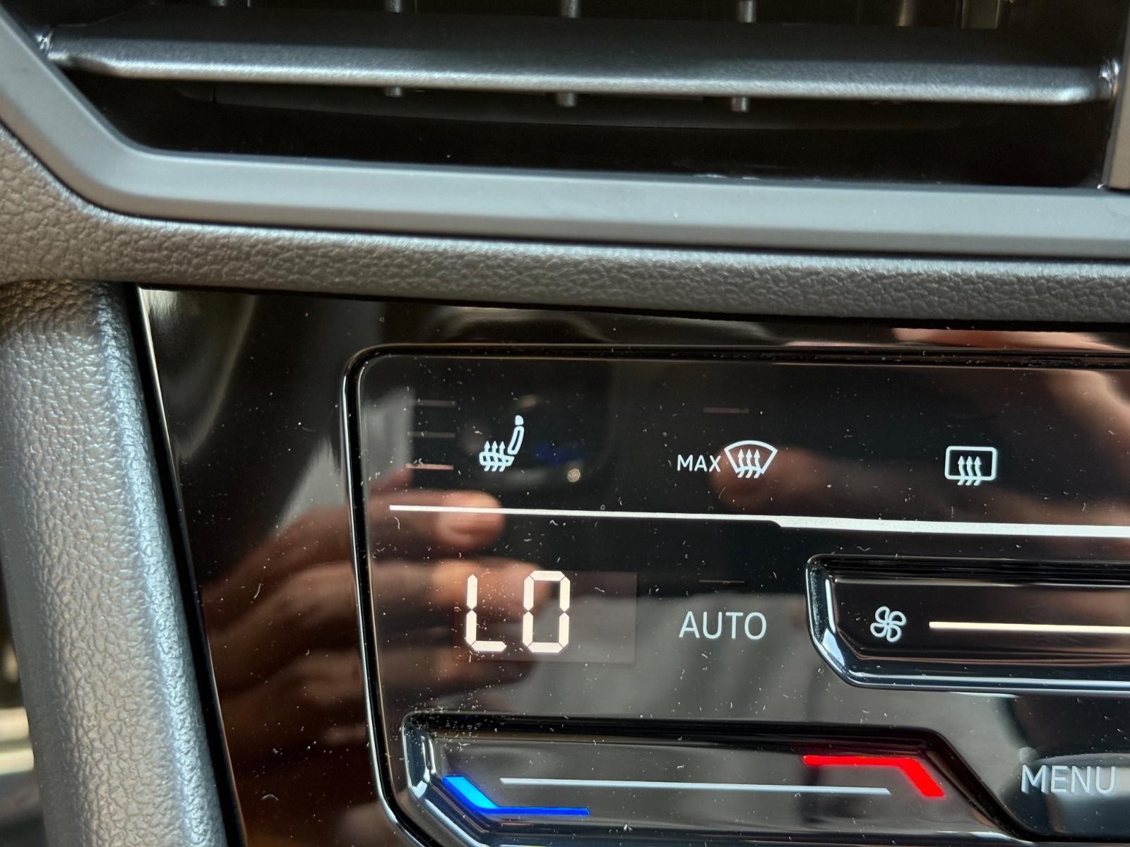 Volkswagen Jetta Vehicle Image 13