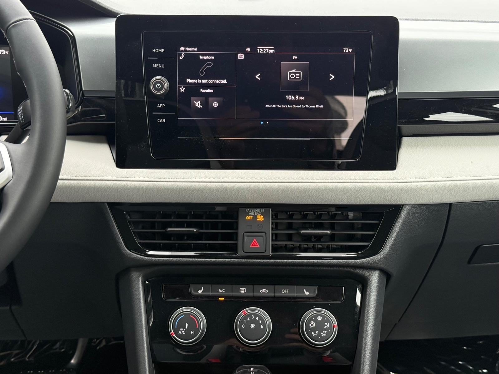 Volkswagen Taos Vehicle Image 07