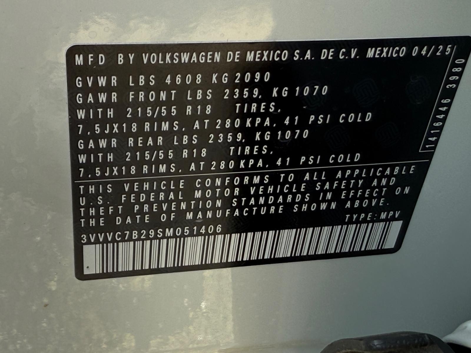 Volkswagen Taos Vehicle Image 17
