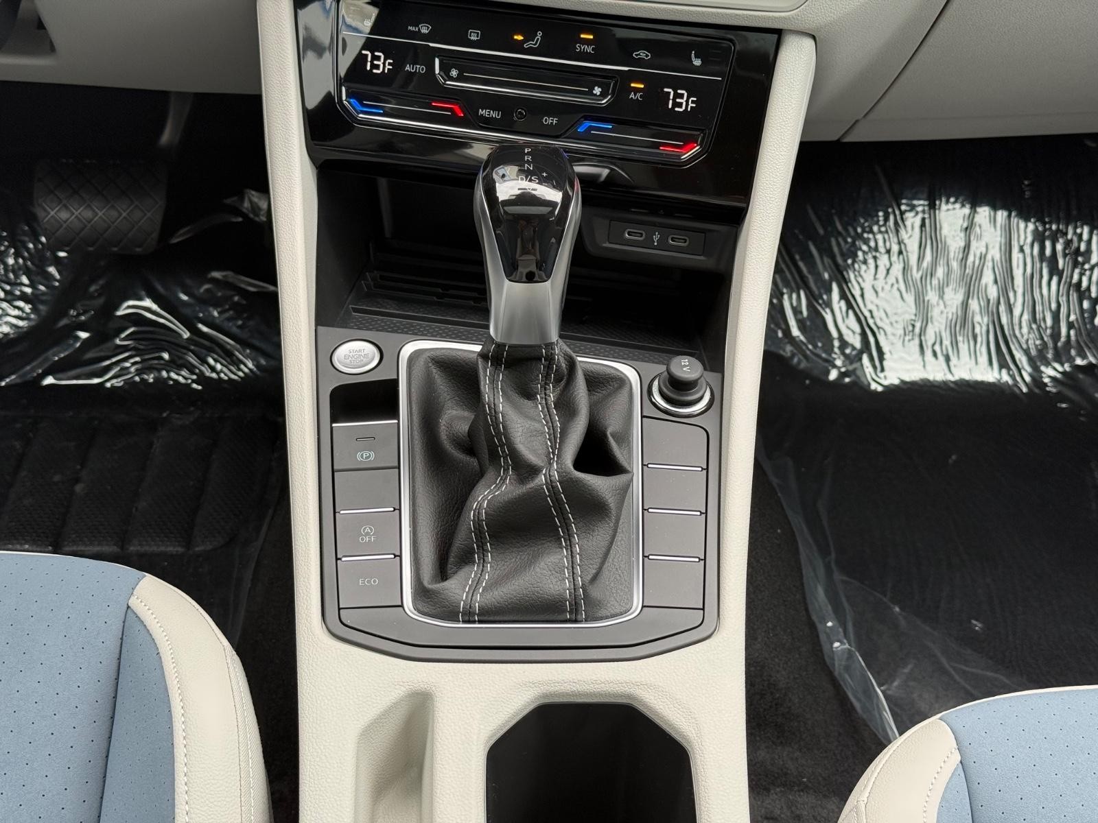 Volkswagen Jetta Vehicle Image 08