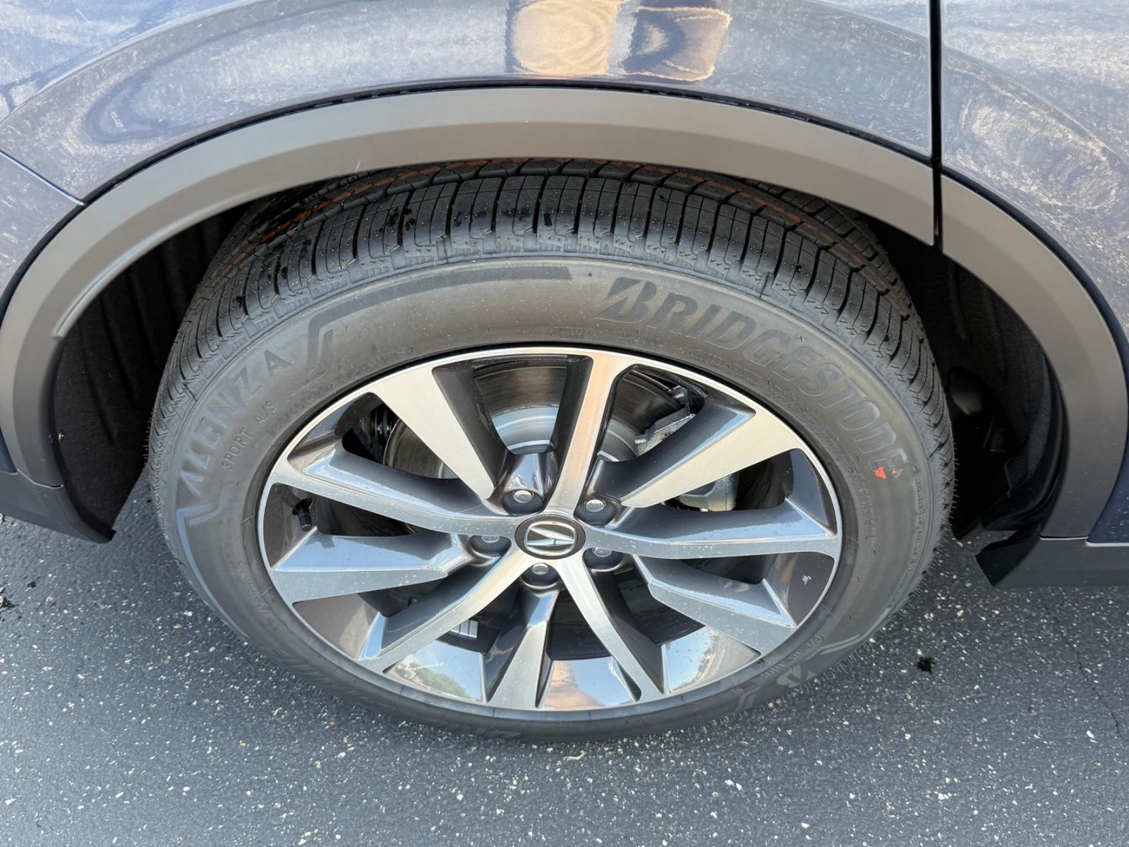 Acura MDX Vehicle Image 04