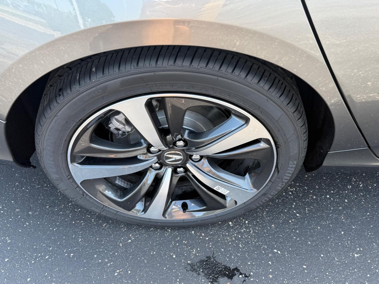 Acura TLX Vehicle Image 04
