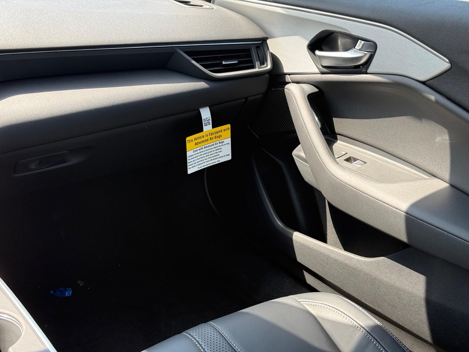 Acura TLX Vehicle Image 10