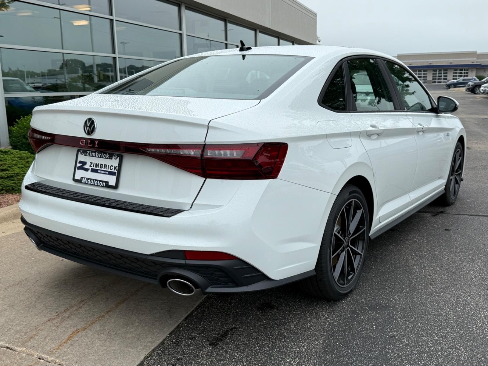 Volkswagen Jetta GLI Vehicle Image 03