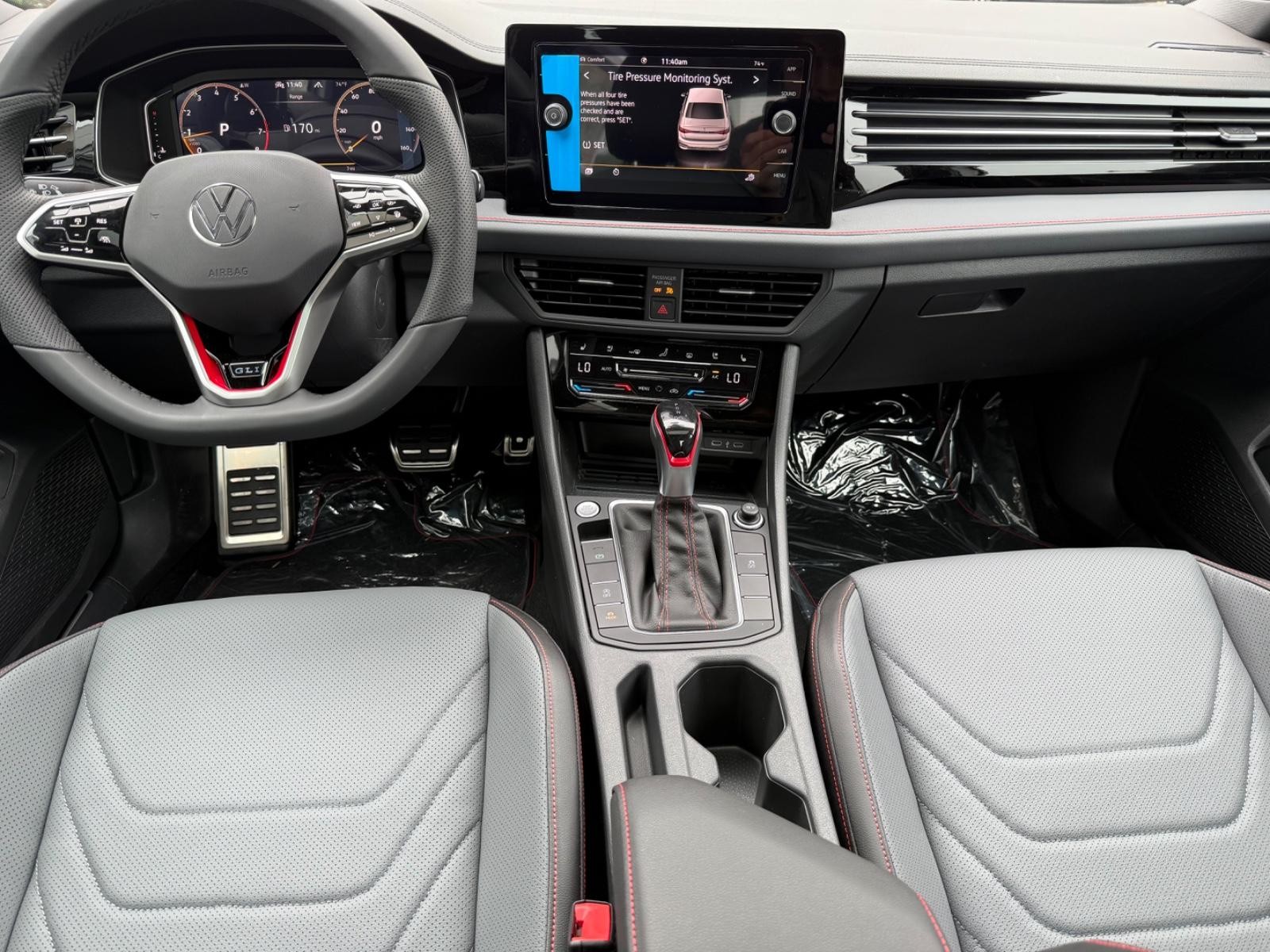 Volkswagen Jetta GLI Vehicle Image 06