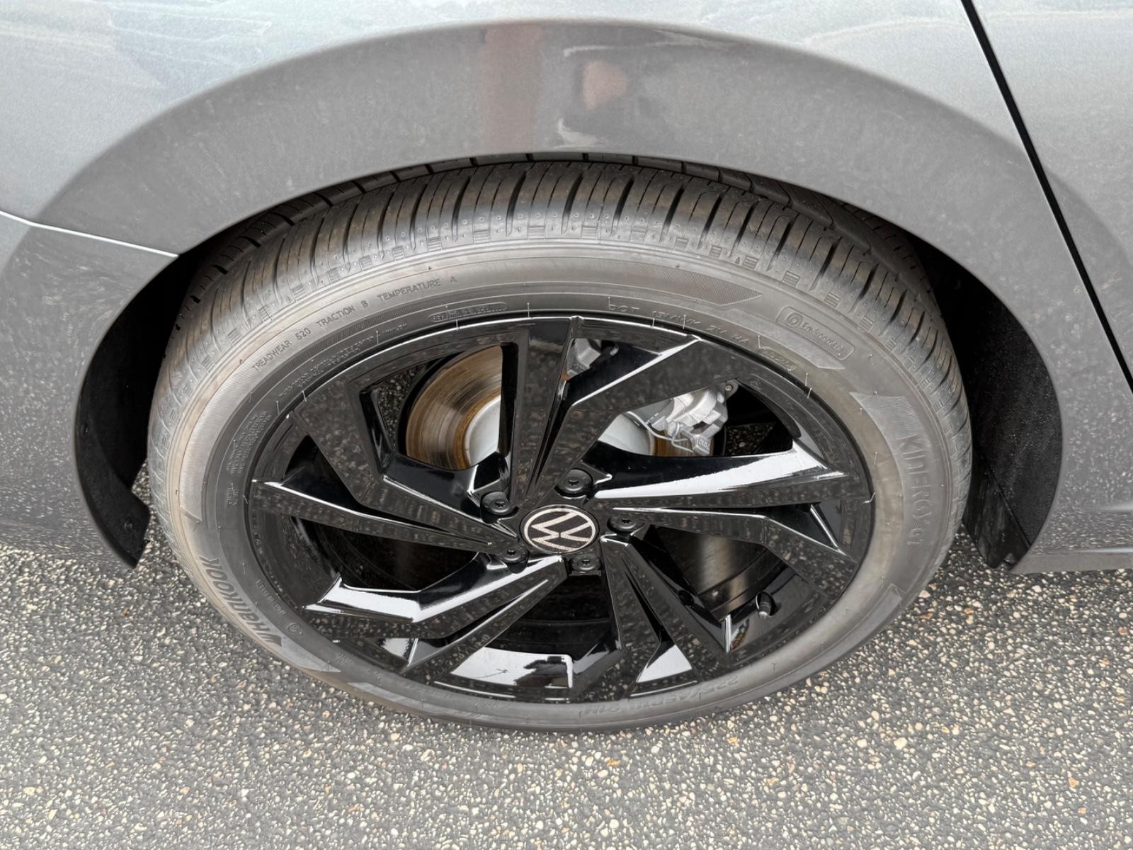 Volkswagen Jetta Vehicle Image 04