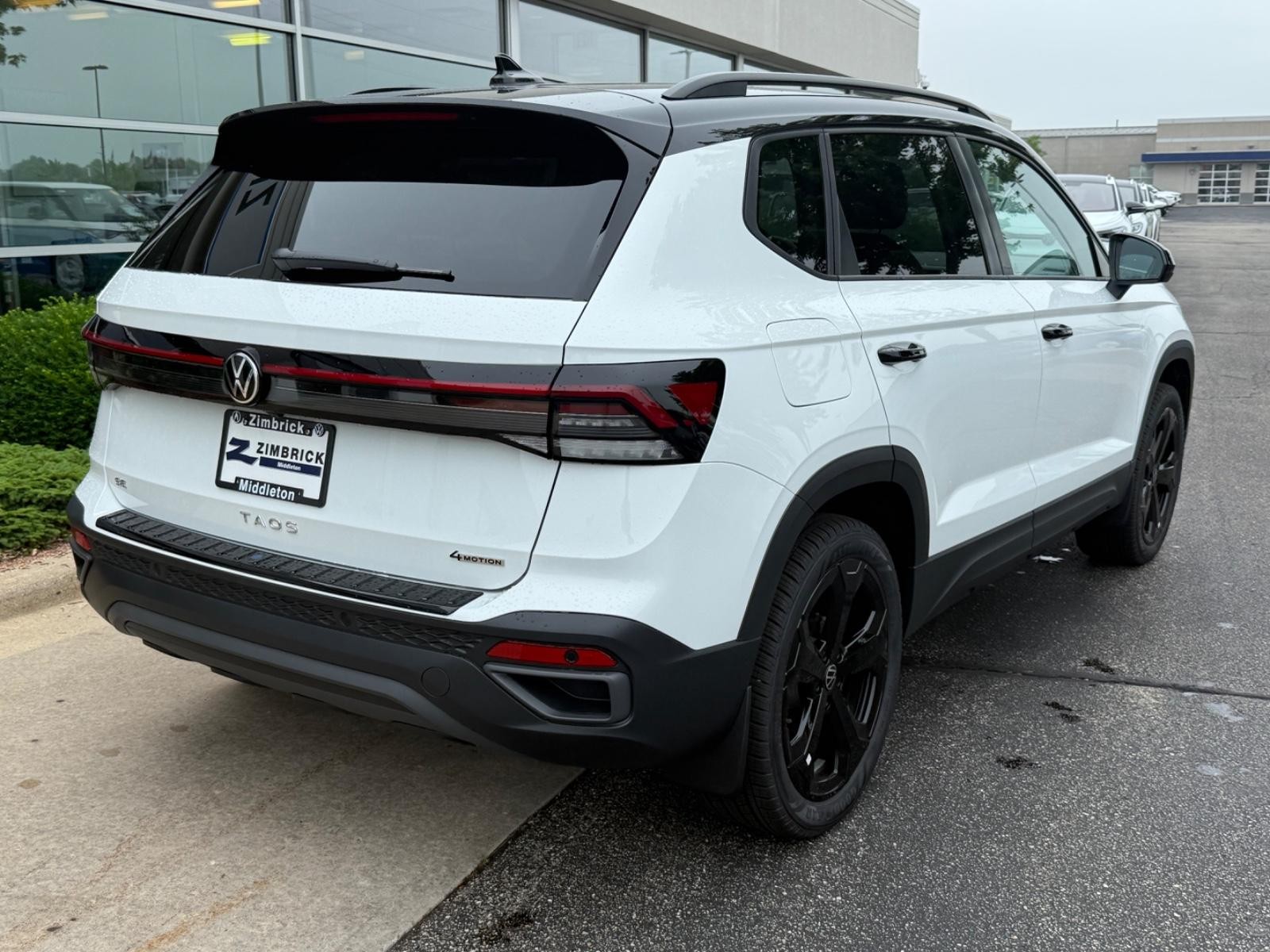 Volkswagen Taos Vehicle Image 03