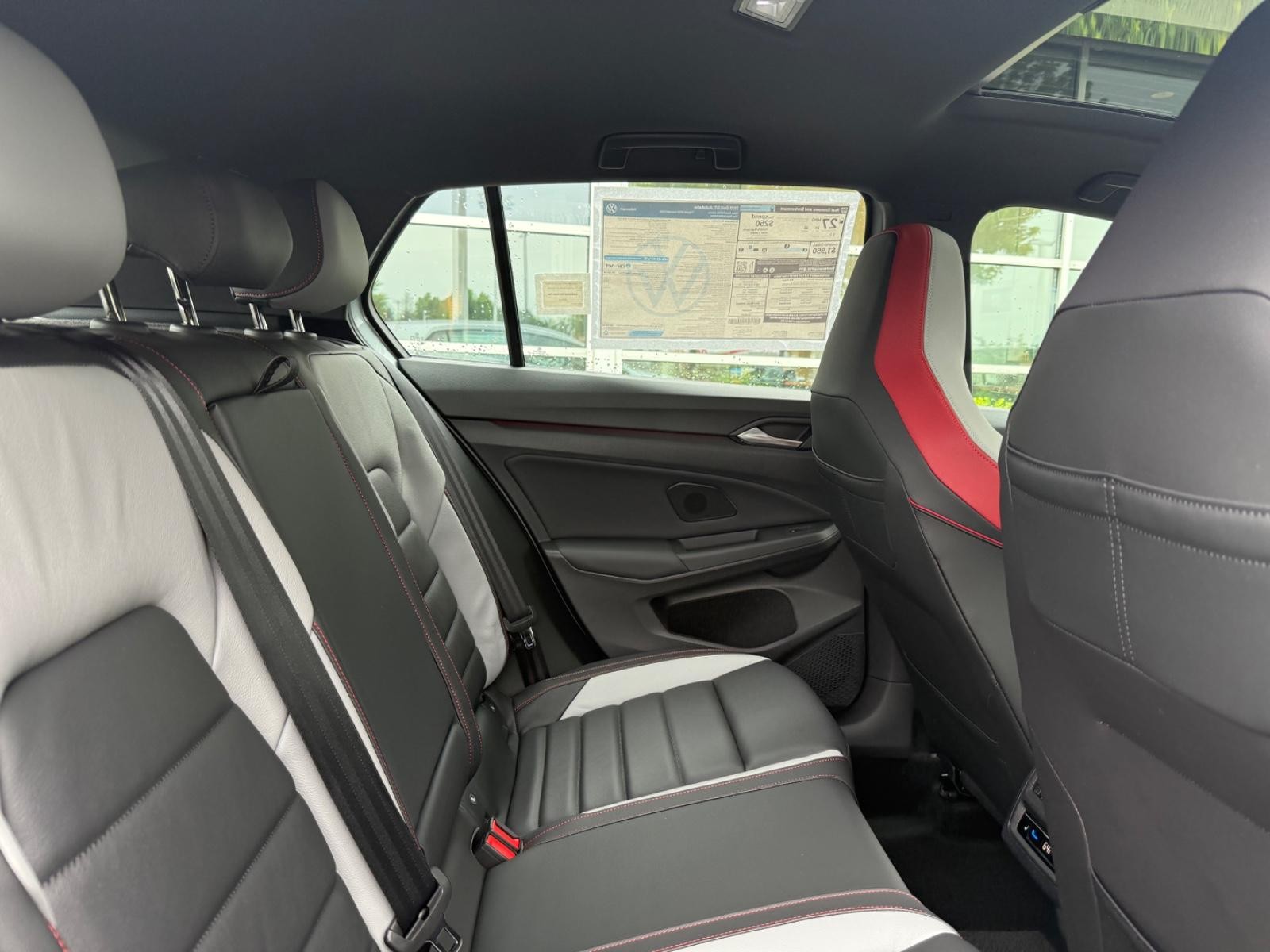 Volkswagen Golf GTI Vehicle Image 05