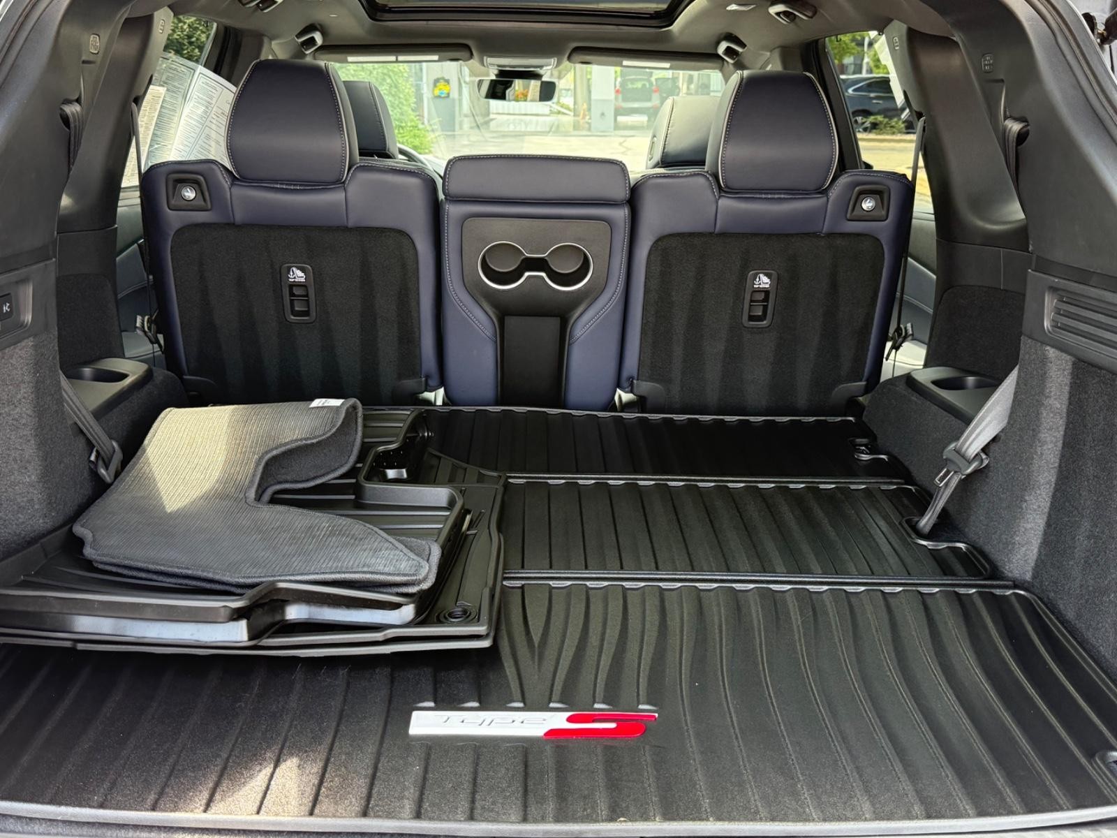 Acura MDX Vehicle Image 05