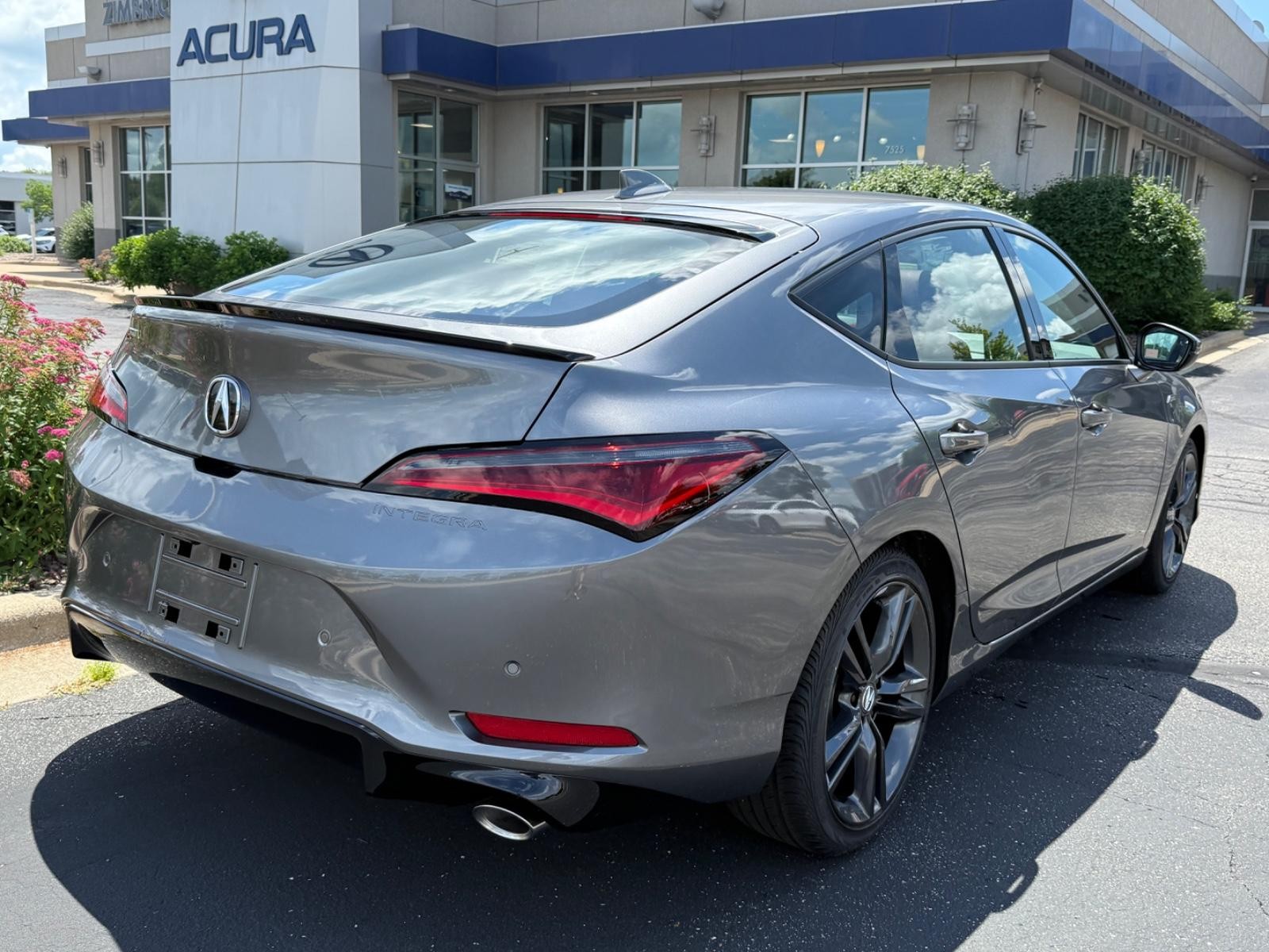 Acura Integra Vehicle Image 03