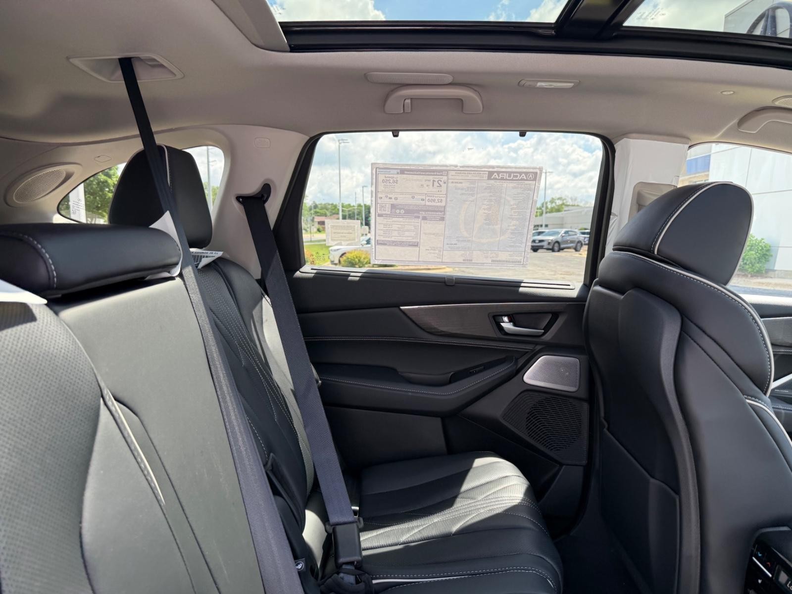 Acura MDX Vehicle Image 05