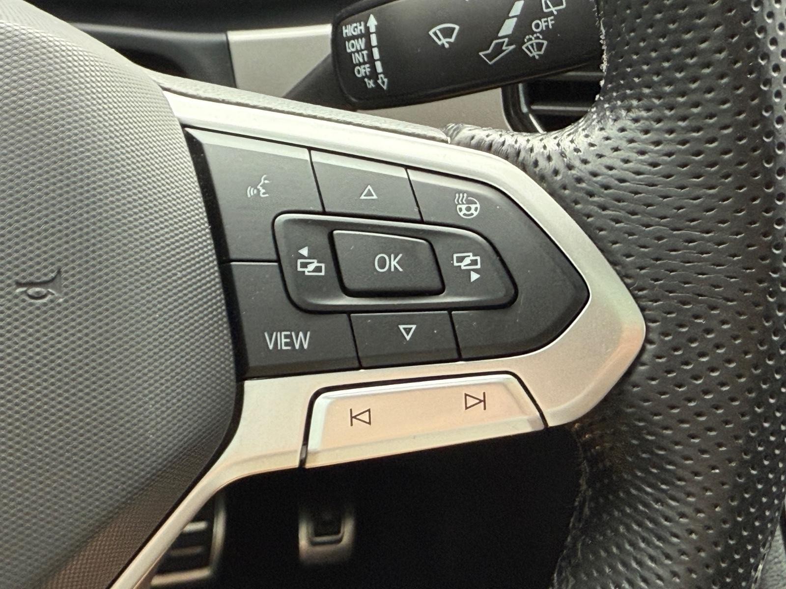 Volkswagen Atlas Vehicle Image 18