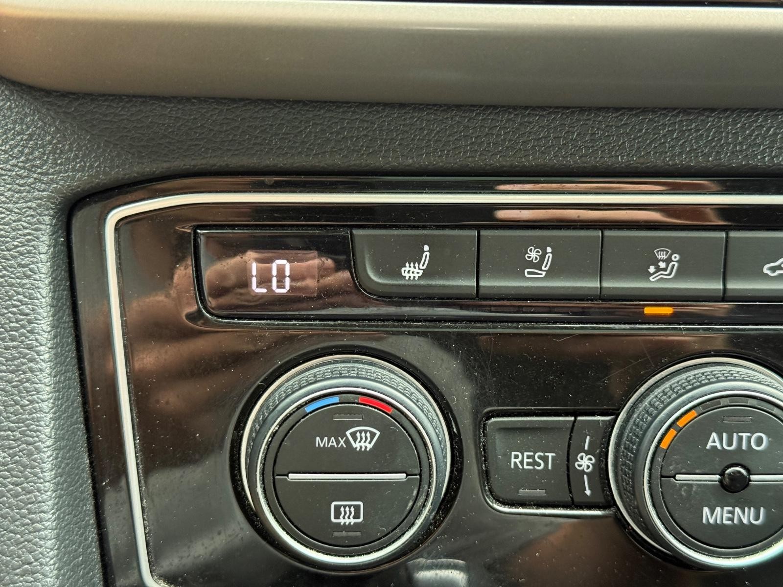 Volkswagen Atlas Vehicle Image 22