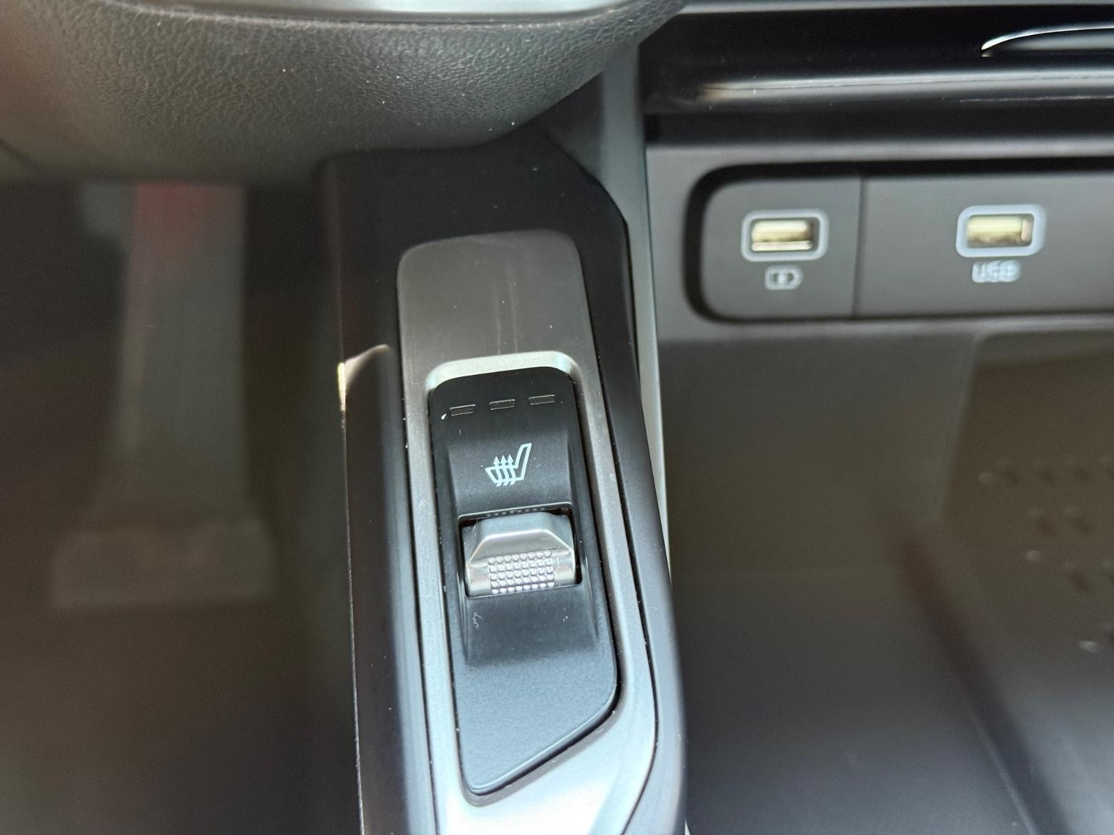 Kia Sorento Vehicle Image 20
