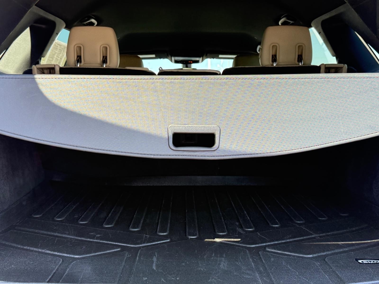 Cadillac XT5 Vehicle Image 05