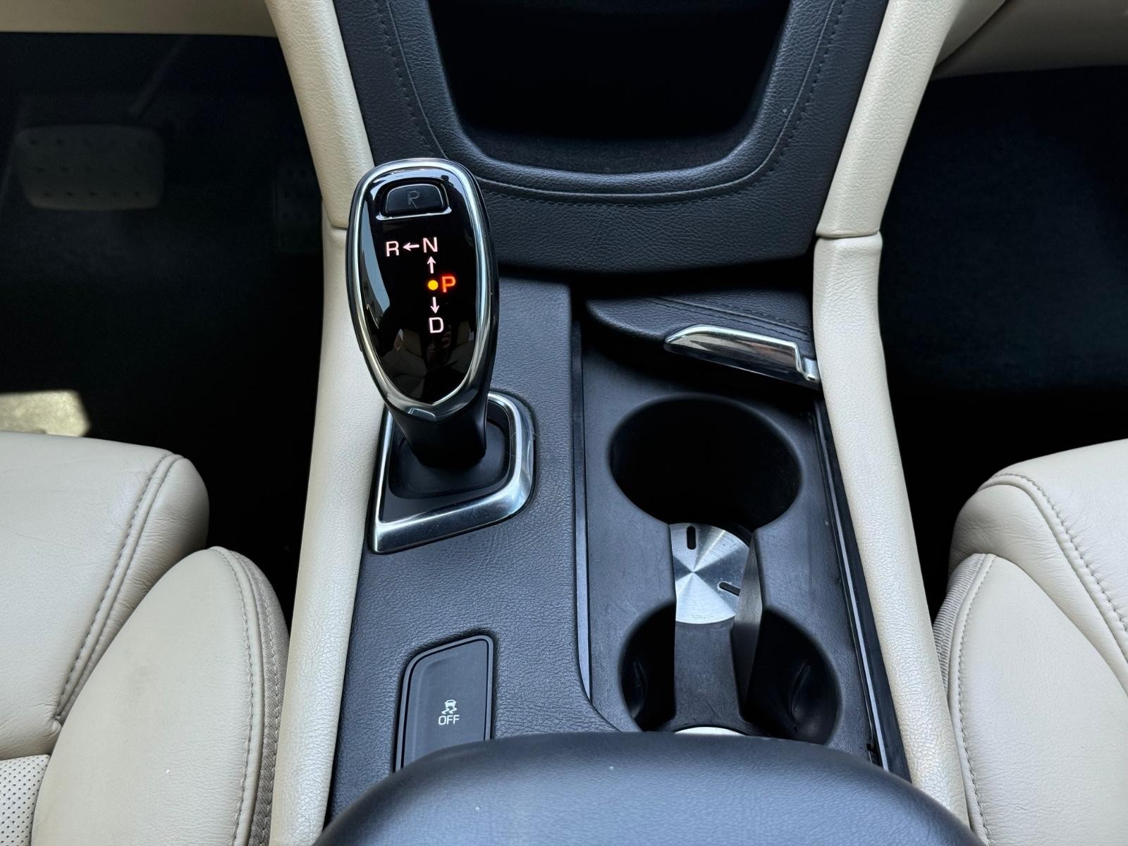 Cadillac XT5 Vehicle Image 13