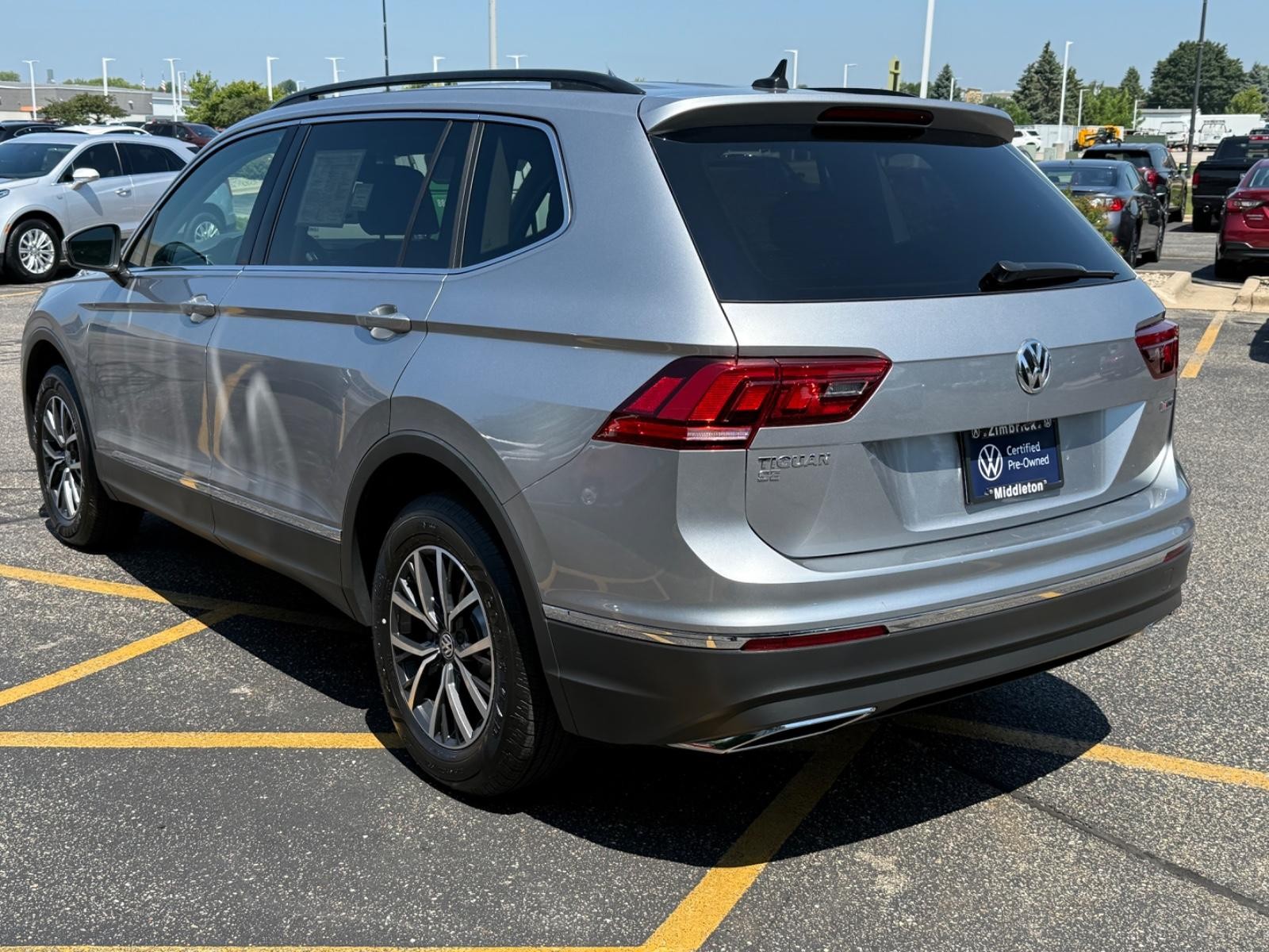 Volkswagen Tiguan Vehicle Image 06