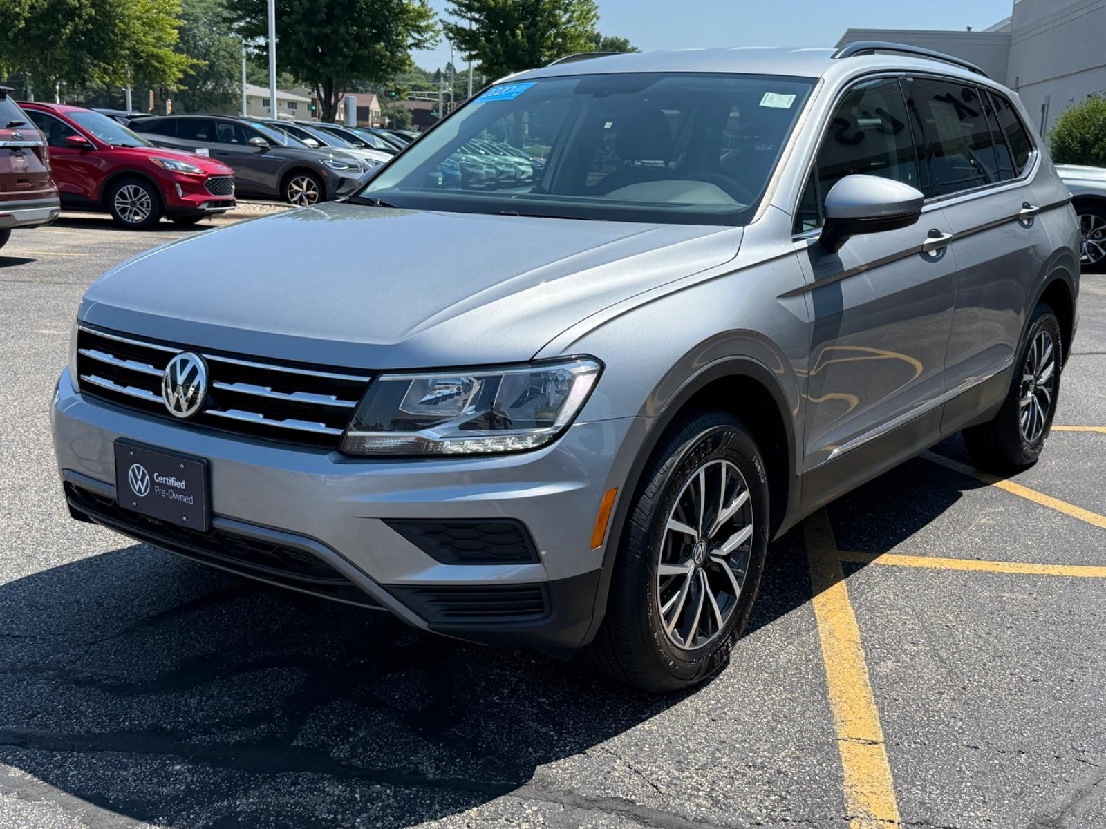 Volkswagen Tiguan Vehicle Image 08