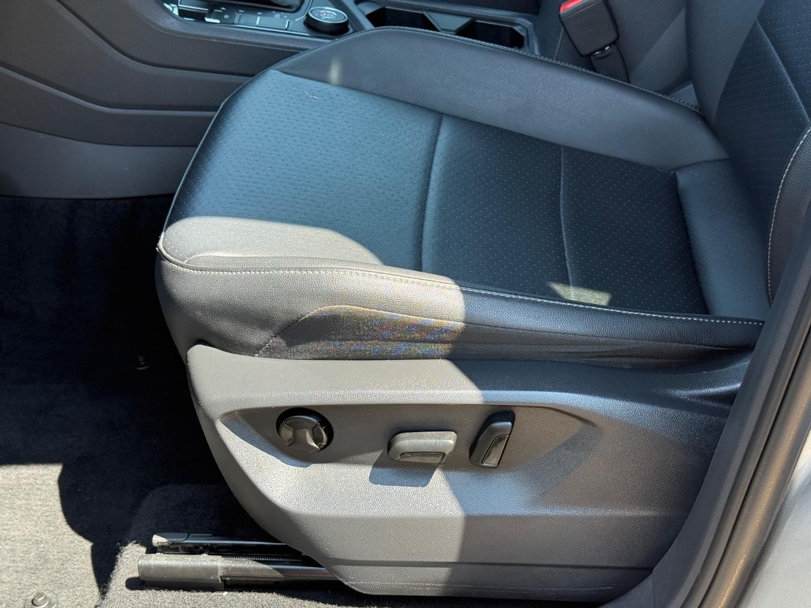 Volkswagen Tiguan Vehicle Image 22