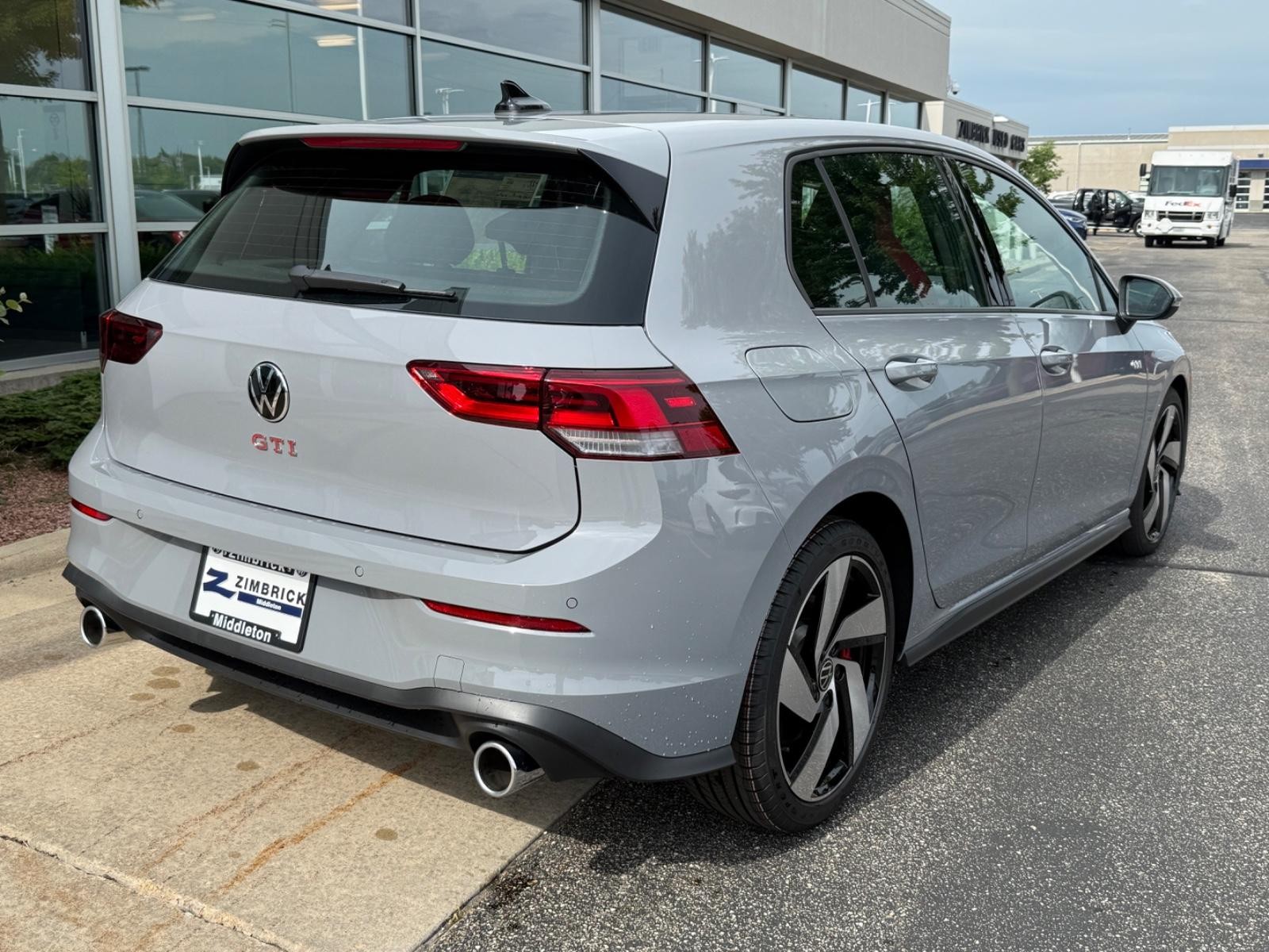 Volkswagen Golf GTI Vehicle Image 03