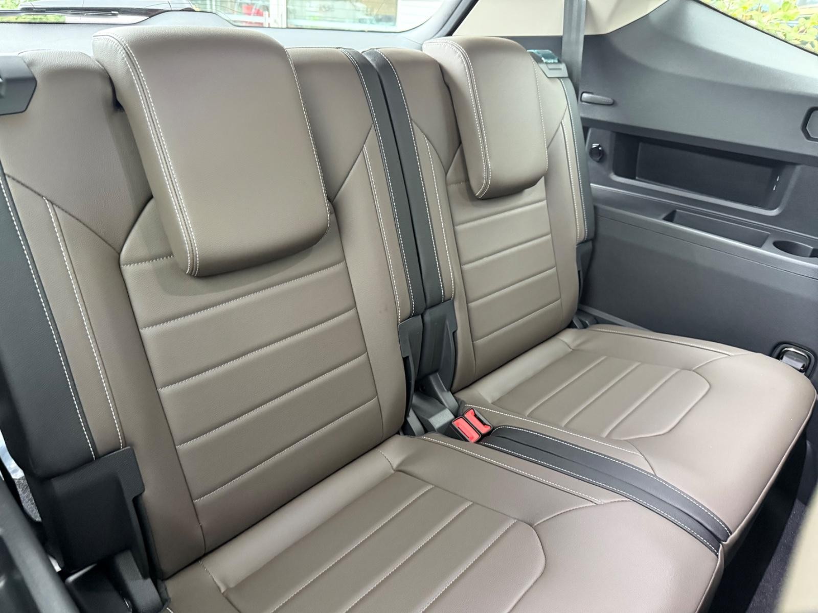 Volkswagen Atlas Vehicle Image 05