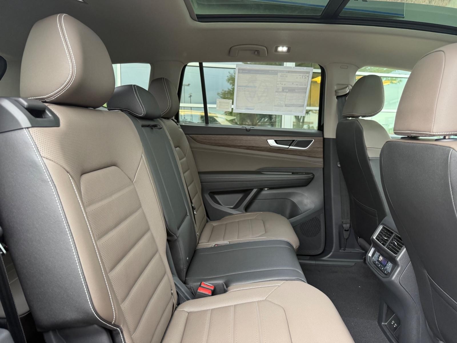 Volkswagen Atlas Vehicle Image 06