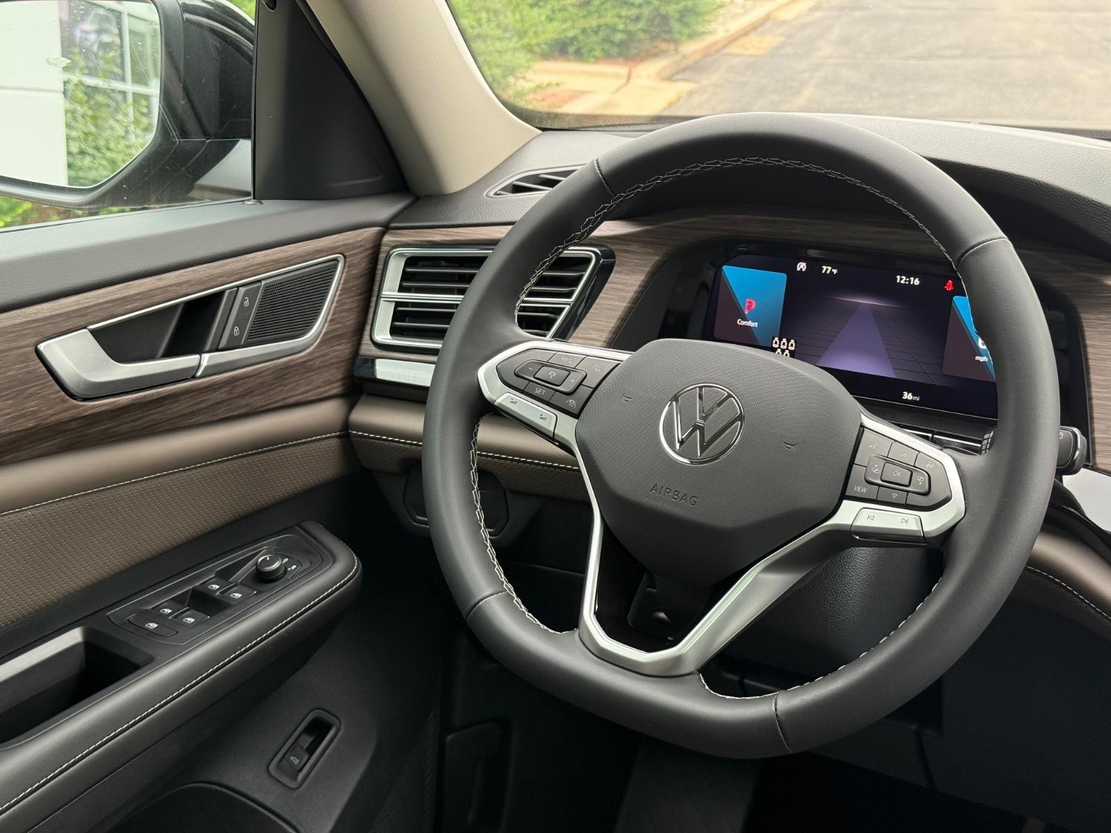 Volkswagen Atlas Vehicle Image 10