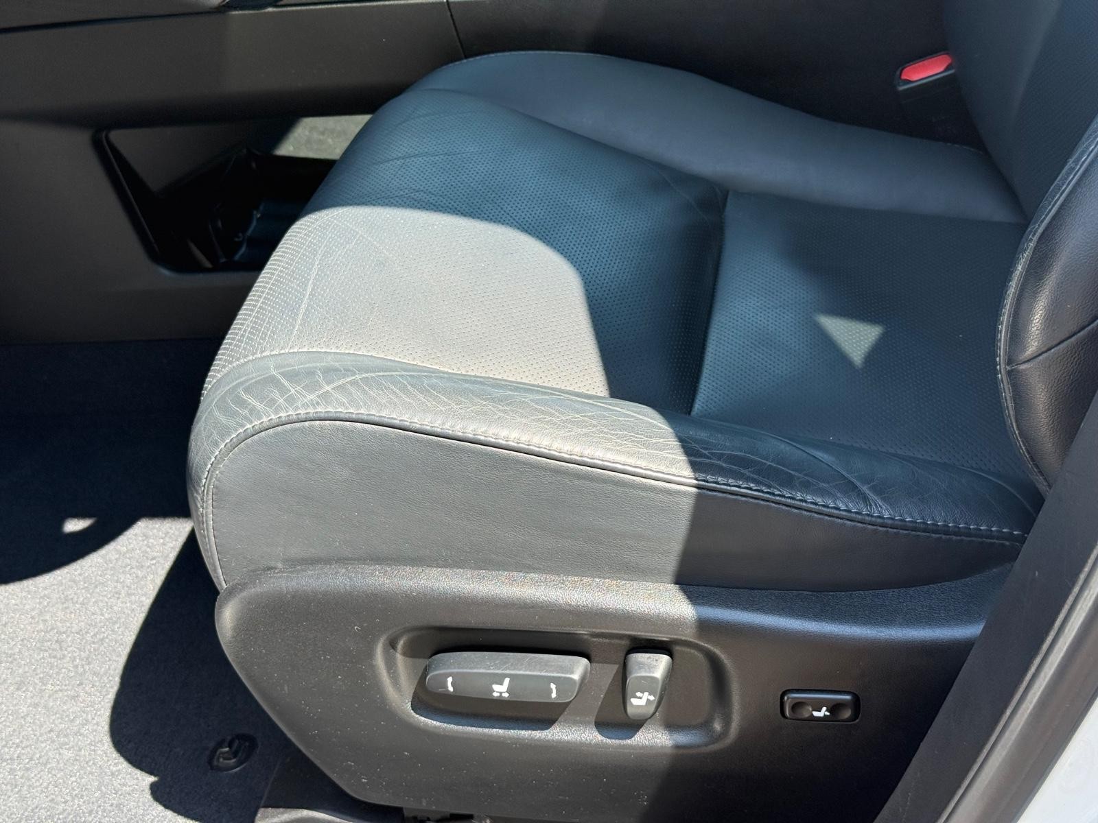 Lexus RX 350 Vehicle Image 23