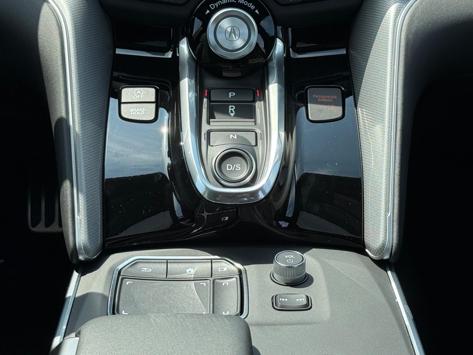 Acura TLX Vehicle Image 08