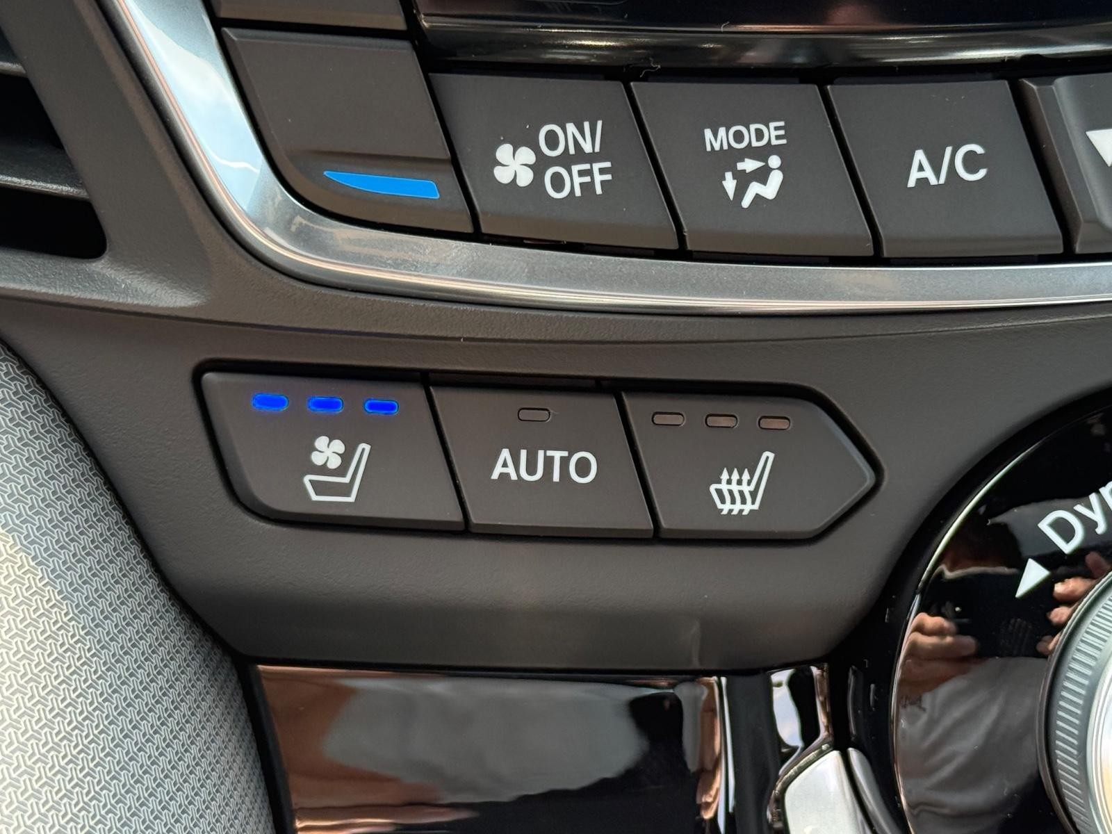 Acura TLX Vehicle Image 15