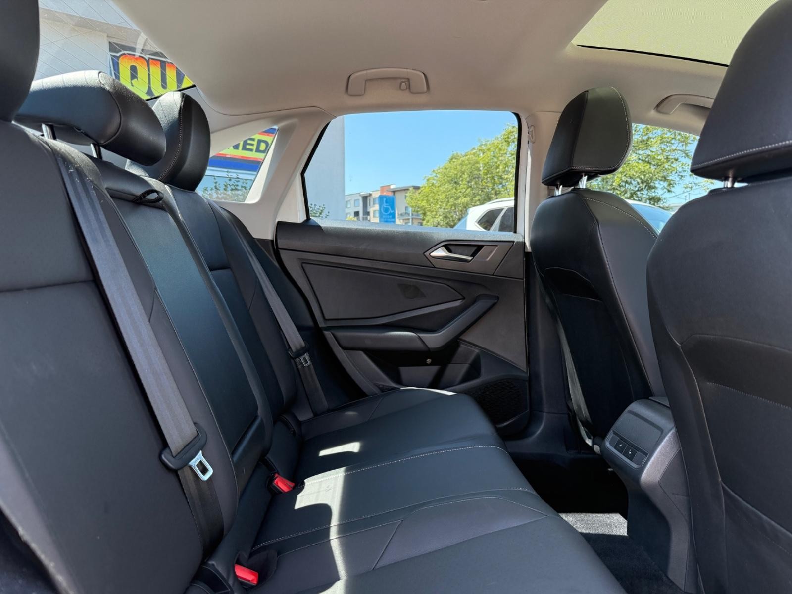 Volkswagen Jetta Vehicle Image 10