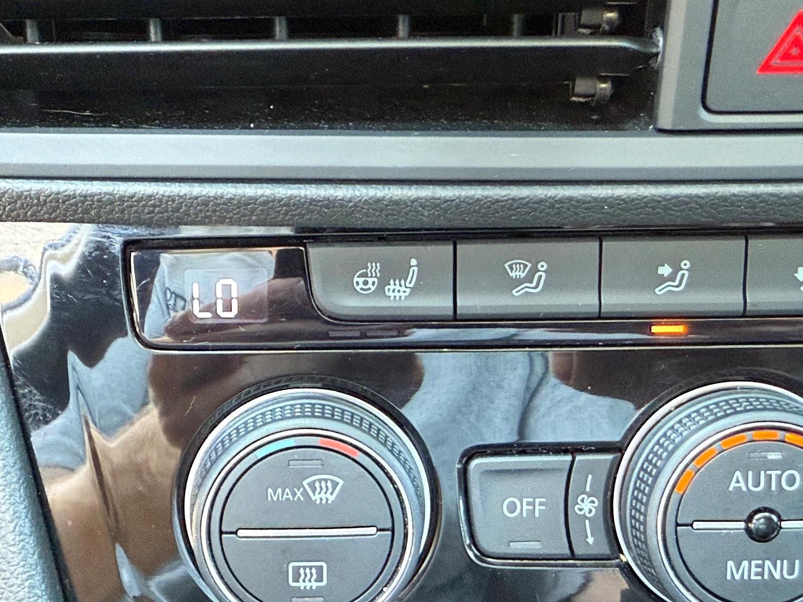 Volkswagen Jetta Vehicle Image 20