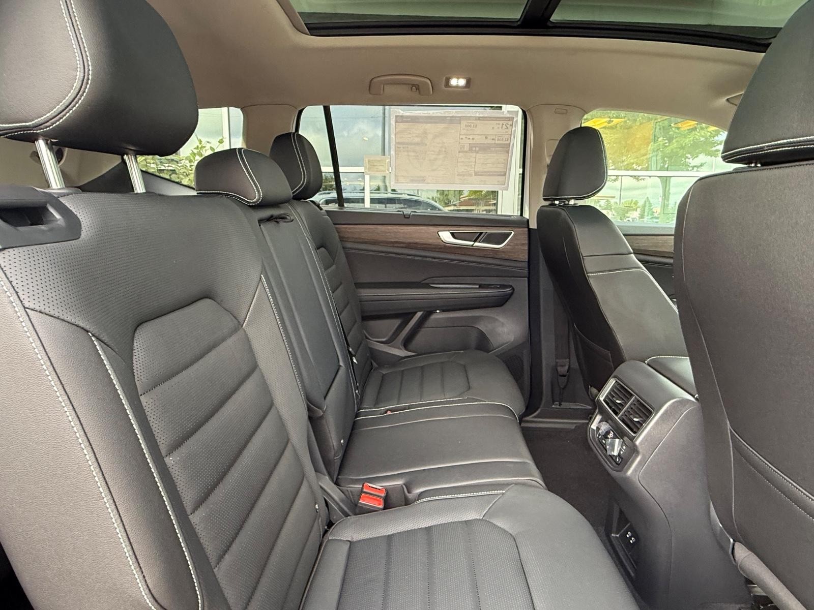 Volkswagen Atlas Vehicle Image 06