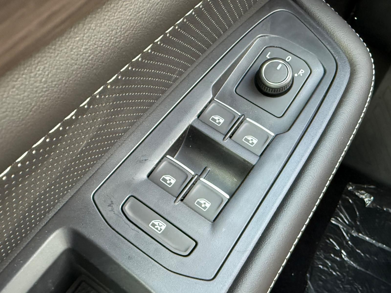 Volkswagen Atlas Vehicle Image 16