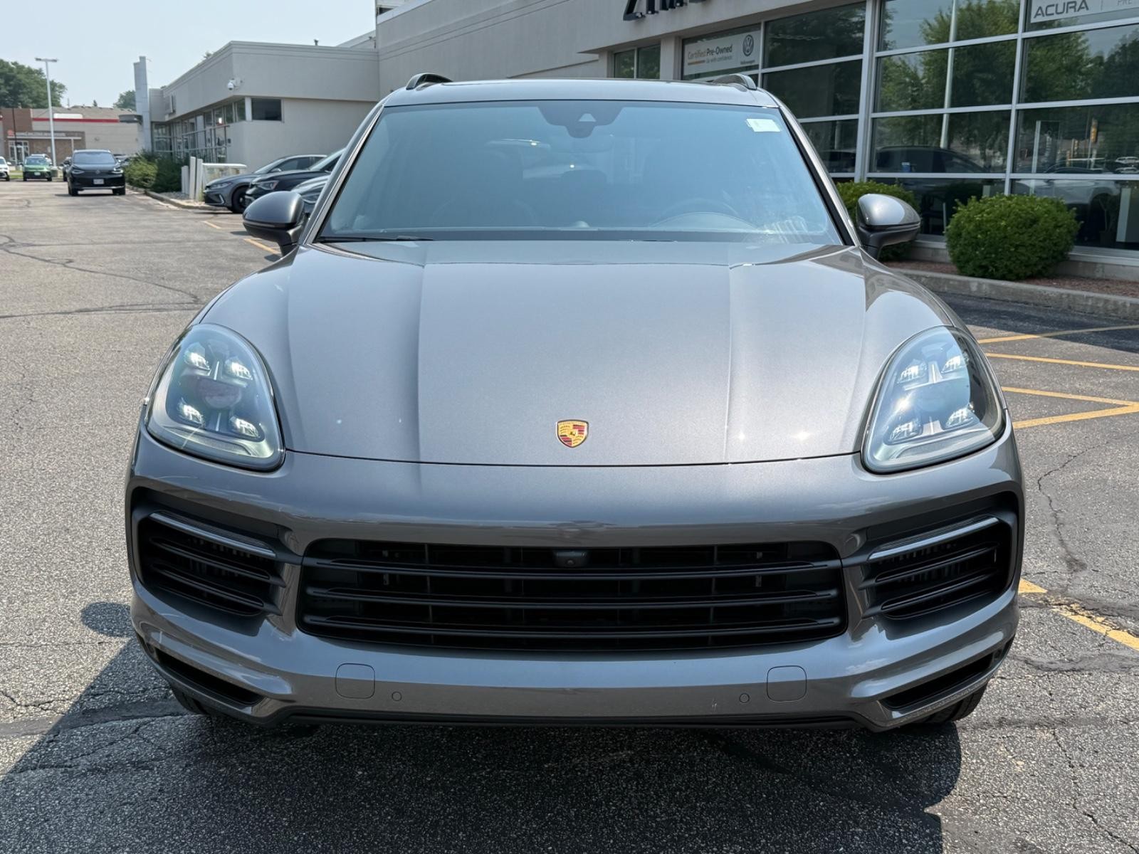 Porsche Cayenne Vehicle Image 09