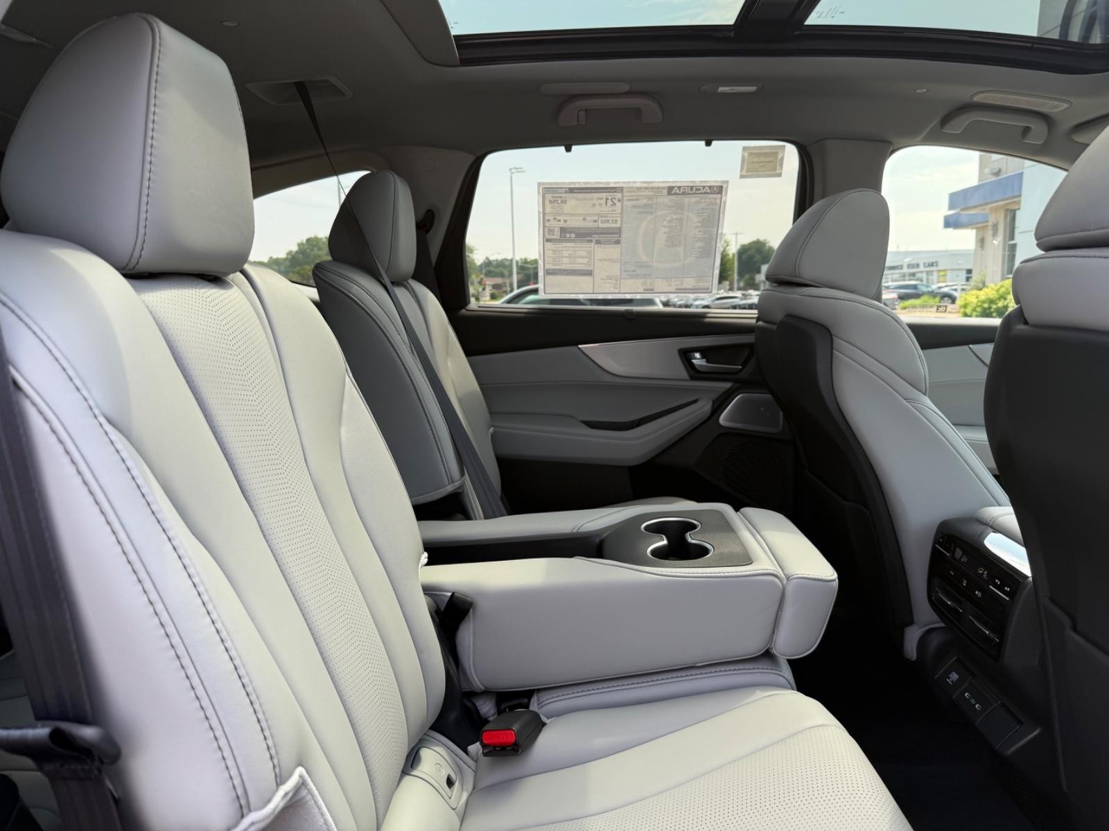 Acura MDX Vehicle Image 05
