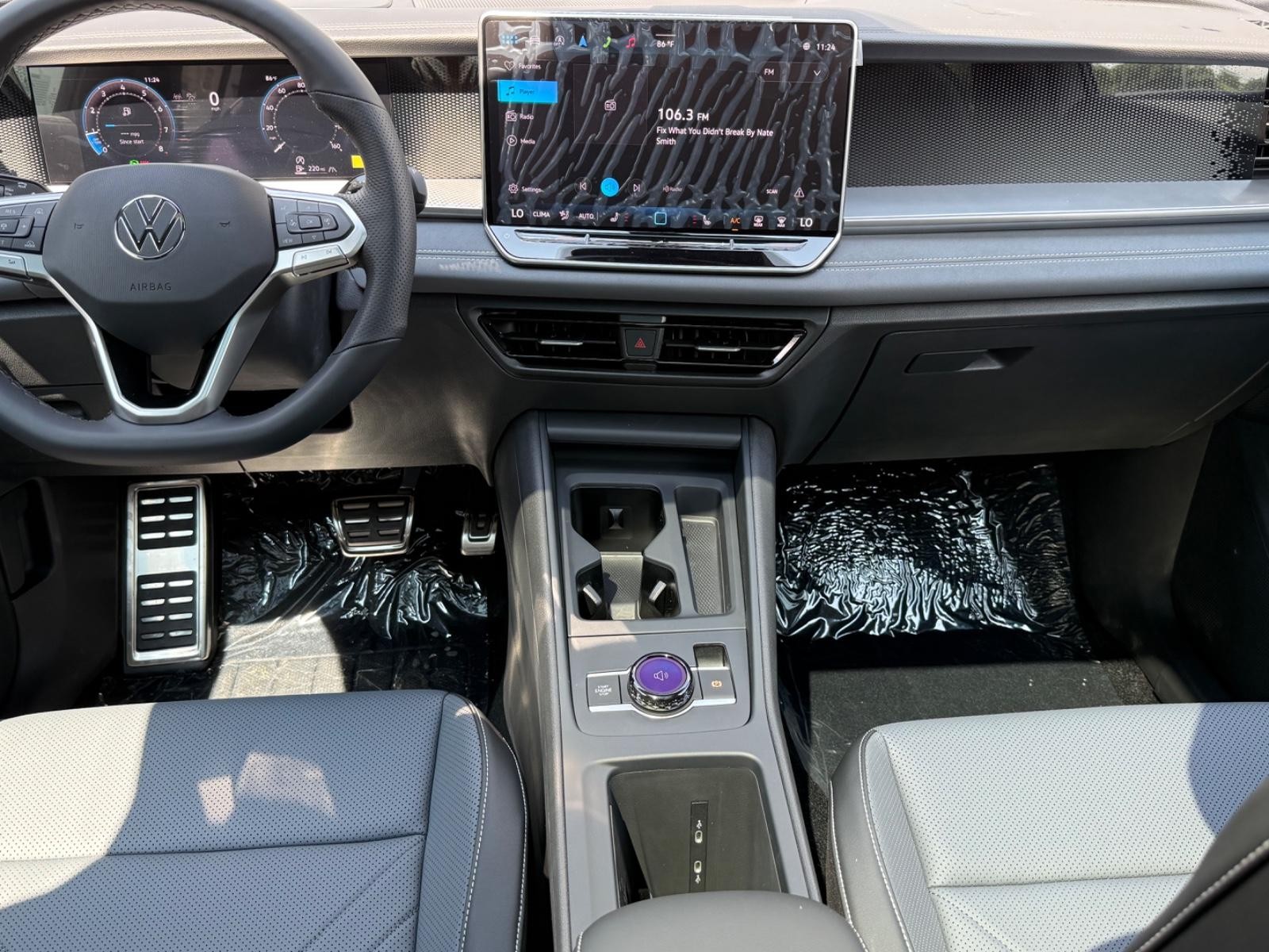 Volkswagen Tiguan Vehicle Image 06