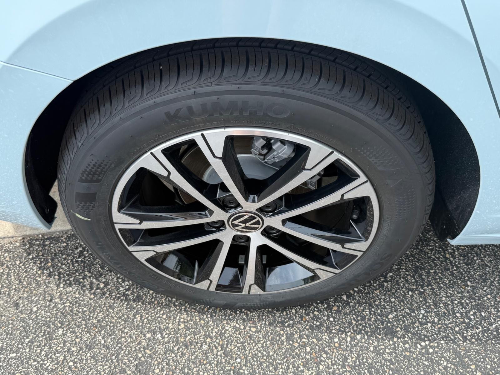 Volkswagen Jetta Vehicle Image 04