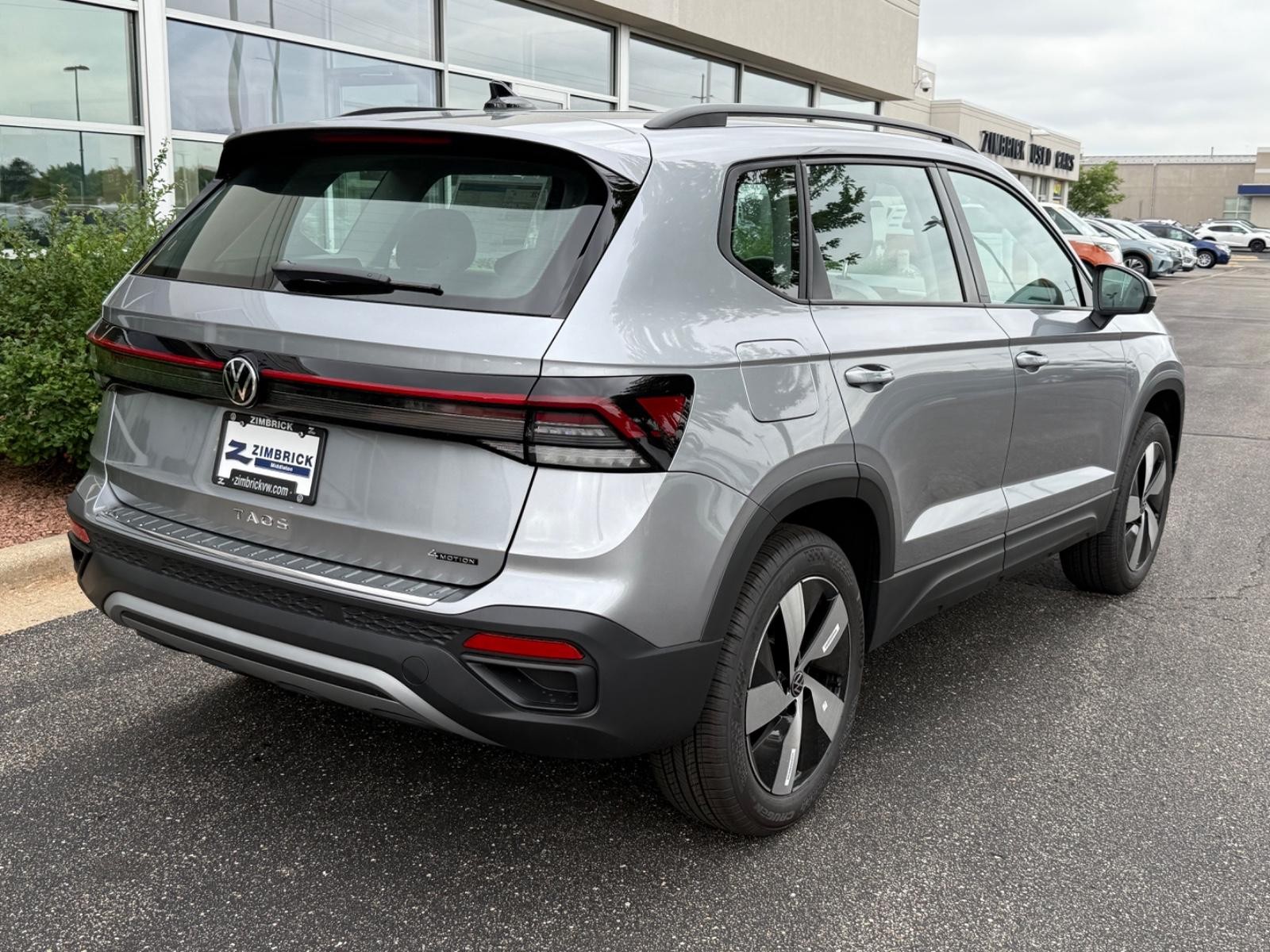 Volkswagen Taos Vehicle Image 03